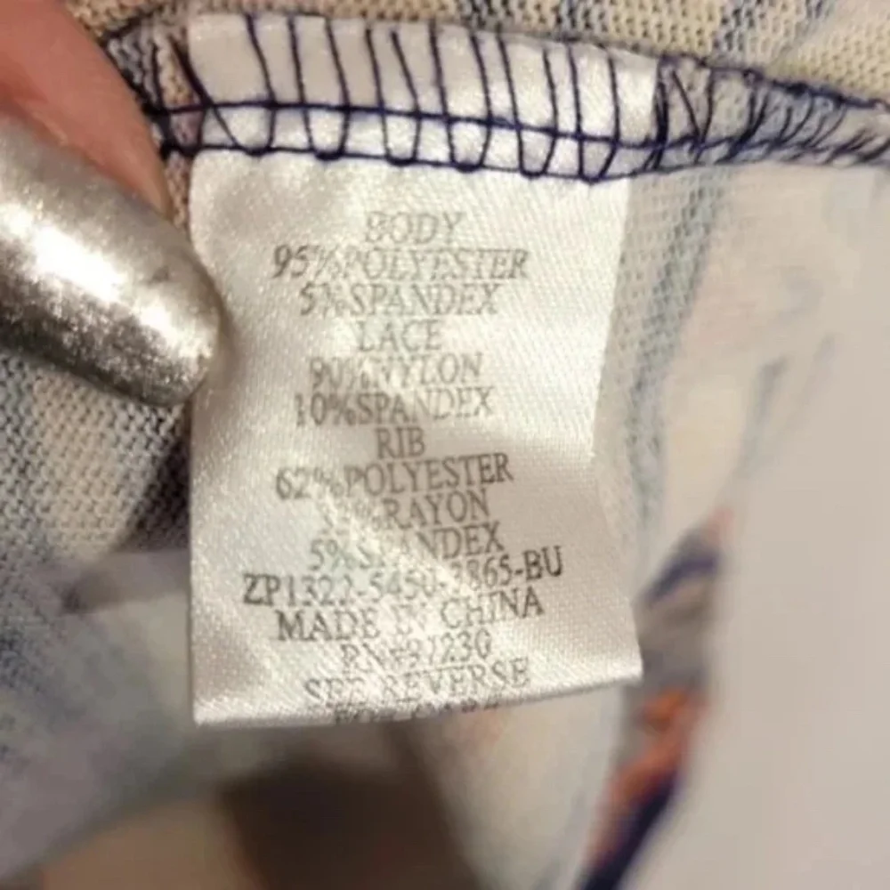 Boho Pattern Hoodie with Open Lace back panel - Picture 10 of 10